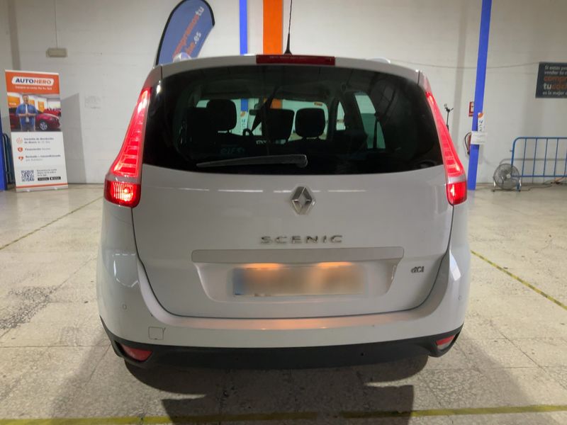 Renault Grand Scenic 1.5 dCi Limited — zdjęcie 5