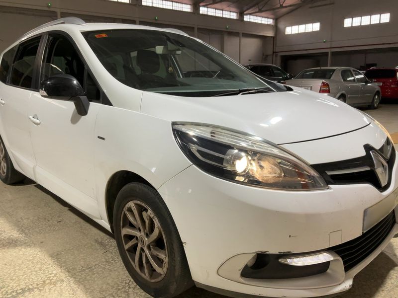 Renault Grand Scenic 1.5 dCi Limited — zdjęcie 8