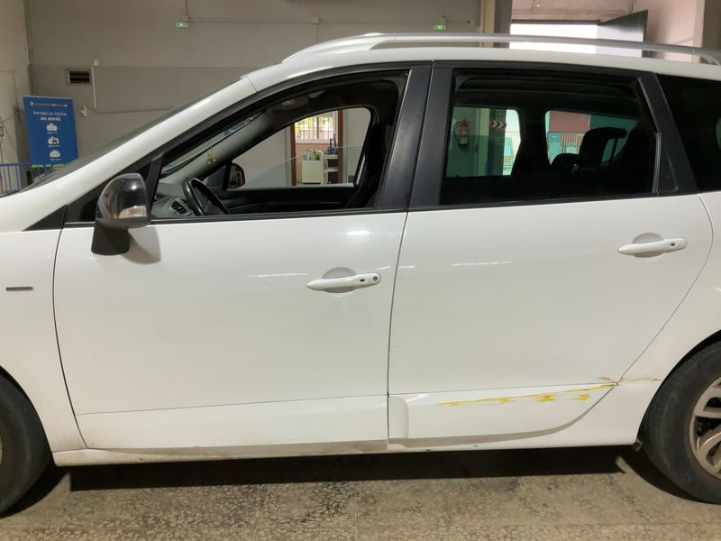 Renault Grand Scenic 1.5 dCi Limited — zdjęcie 4