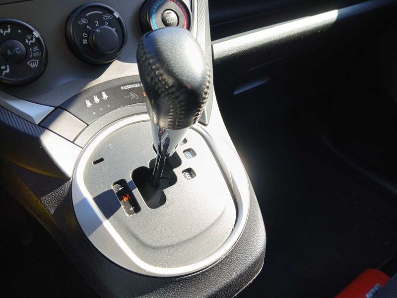 Subaru Trezia 1.4 Diesel Comfort — zdjęcie 20