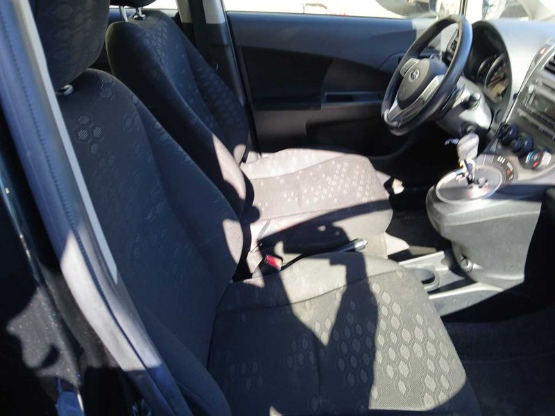 Subaru Trezia 1.4 Diesel Comfort — zdjęcie 10