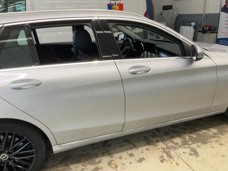 Mercedes-Benz C-Klasse C 180 CGI T Edition Exclusive — zdjęcie 7