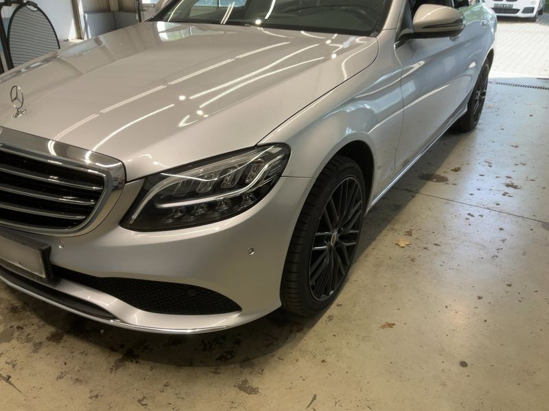Mercedes-Benz C-Klasse C 180 CGI T Edition Exclusive — zdjęcie 2