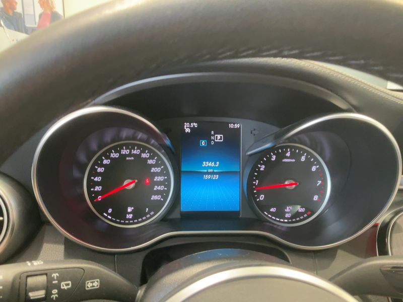 Mercedes-Benz C-Klasse C 180 CGI T Edition Exclusive — zdjęcie 13
