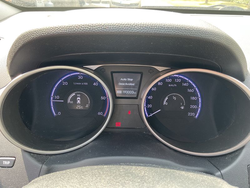 Hyundai ix35 1.7 CRDi Classic 2WD 2013 – снимка 19