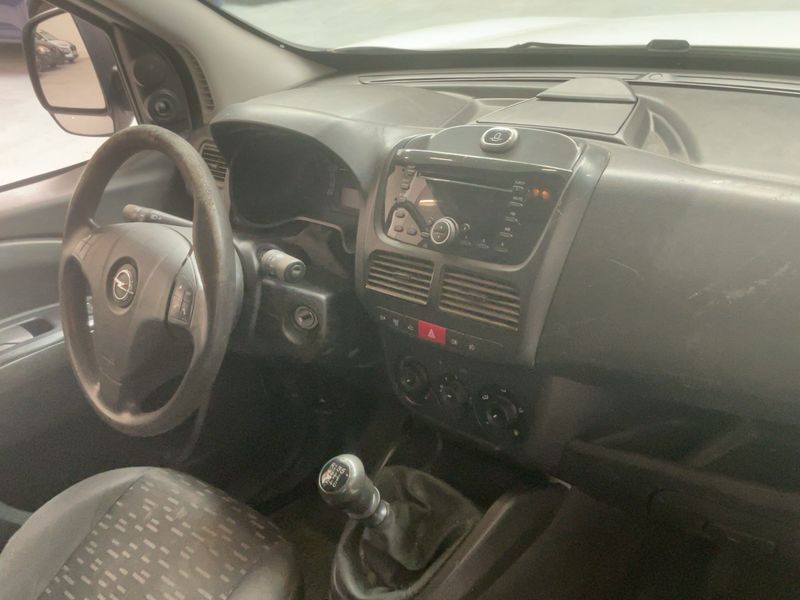 Opel Combo 1.6 CDTI Kasten L1H1 2,2t — zdjęcie 12