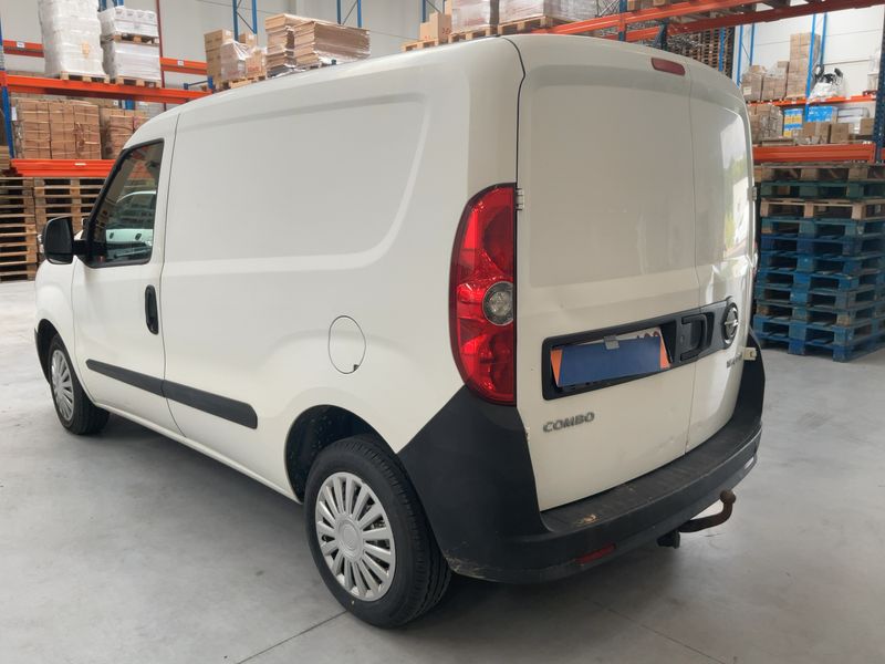 Opel Combo 1.6 CDTI Kasten L1H1 2,2t — zdjęcie 3