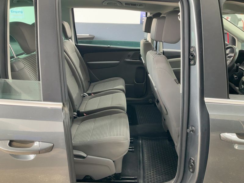 Seat Alhambra 2.0 TDI Style 2015 – снимка 19