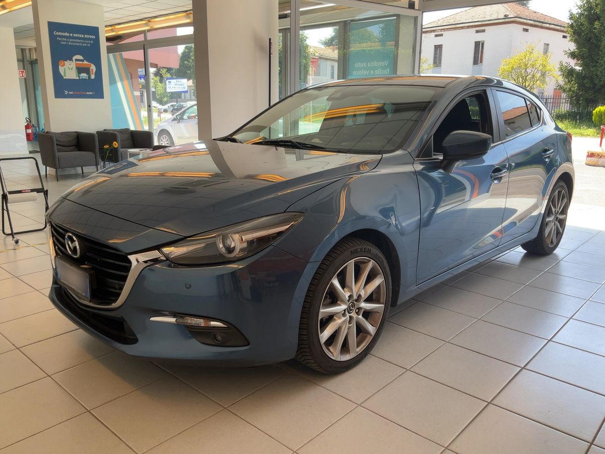 Mazda 3 2018 — photo 1