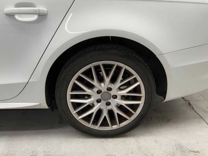 Audi A4 2.0 TDI quattro Ambiente 2014 – снимка 5