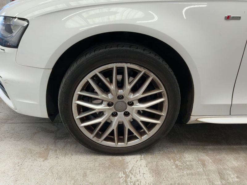 Audi A4 2.0 TDI quattro Ambiente 2014 – снимка 3