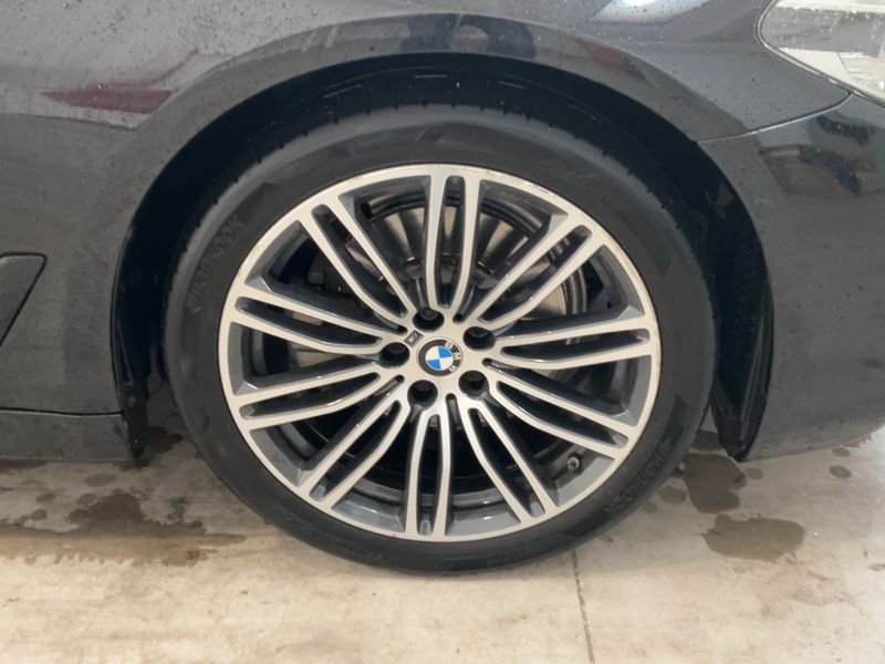 BMW 5er 520d Mild-Hybrid M Sport 2020 – снимка 11