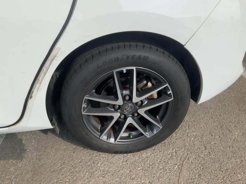 Toyota Auris 2.0 D-4D Active 2014 – снимка 5