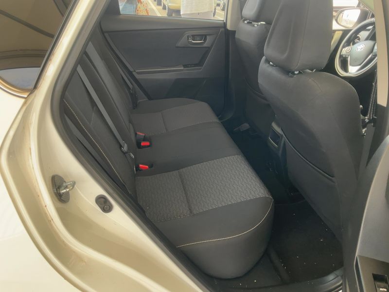 Toyota Auris 2.0 D-4D Active 2014 – снимка 19