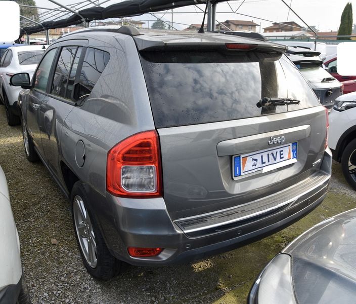 Jeep Compass 2.2 CRD Limited 4x4 — zdjęcie 3
