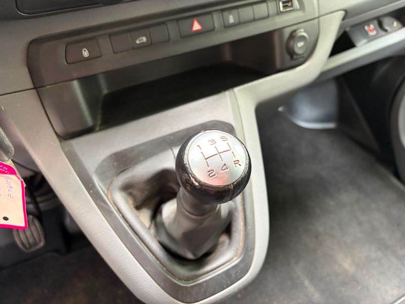 Toyota ProAce 1.6 D-4D Compact Comfort — zdjęcie 23