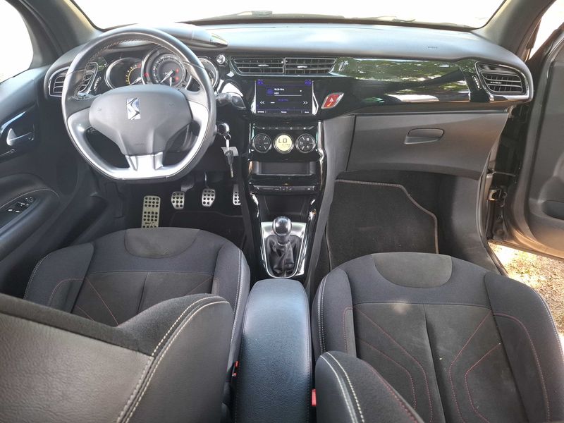 DS Automobiles DS3 1.2 PureTech Performance Line — zdjęcie 11