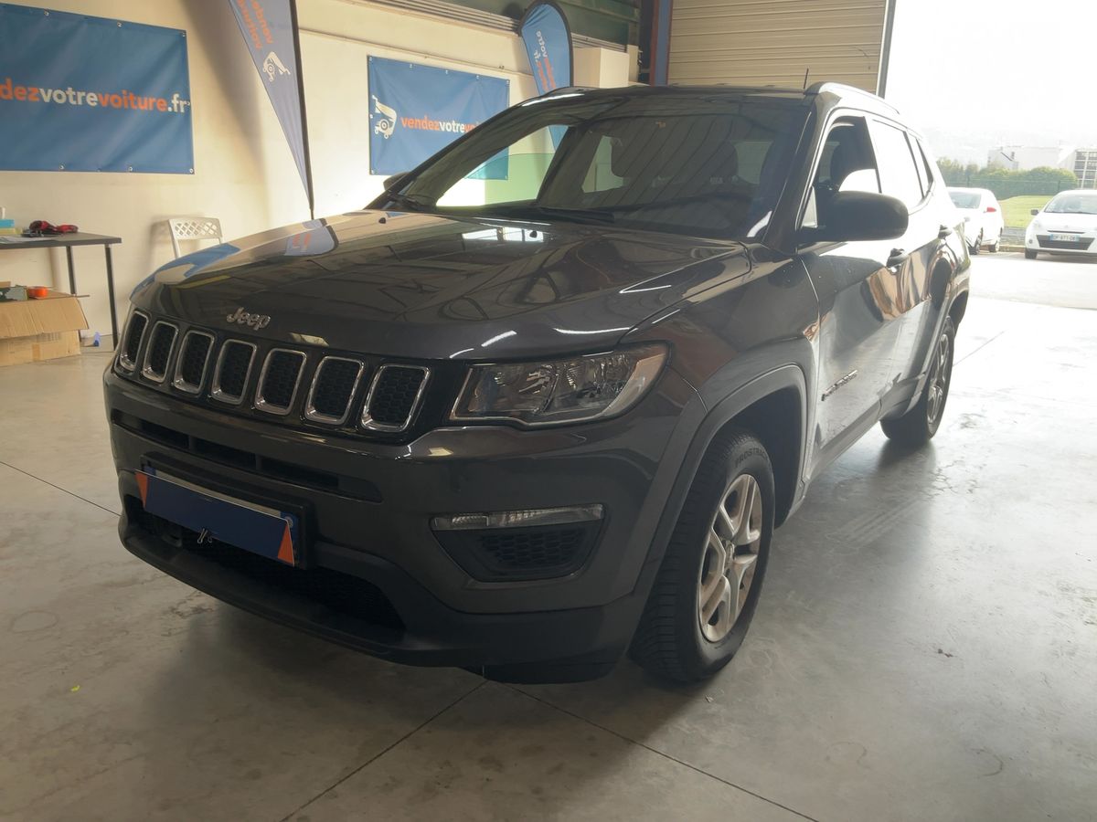Jeep Compass 2018 — photo 1