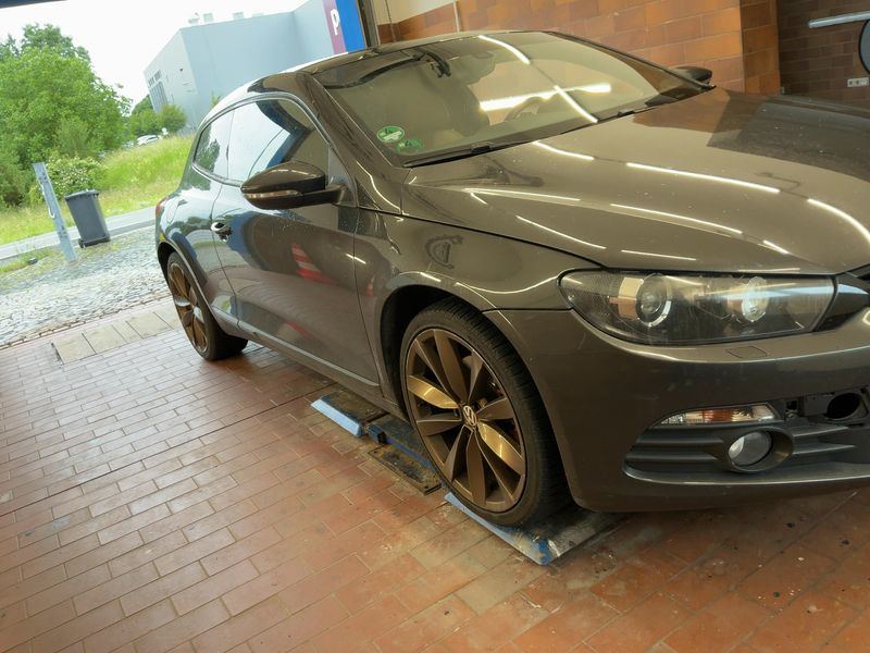 Volkswagen Scirocco 2.0 TSI — zdjęcie 8