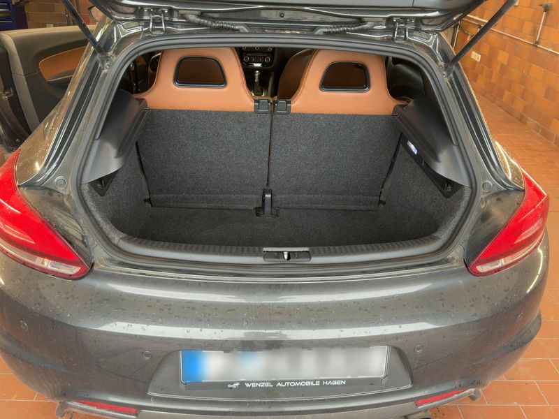 Volkswagen Scirocco 2.0 TSI — zdjęcie 10