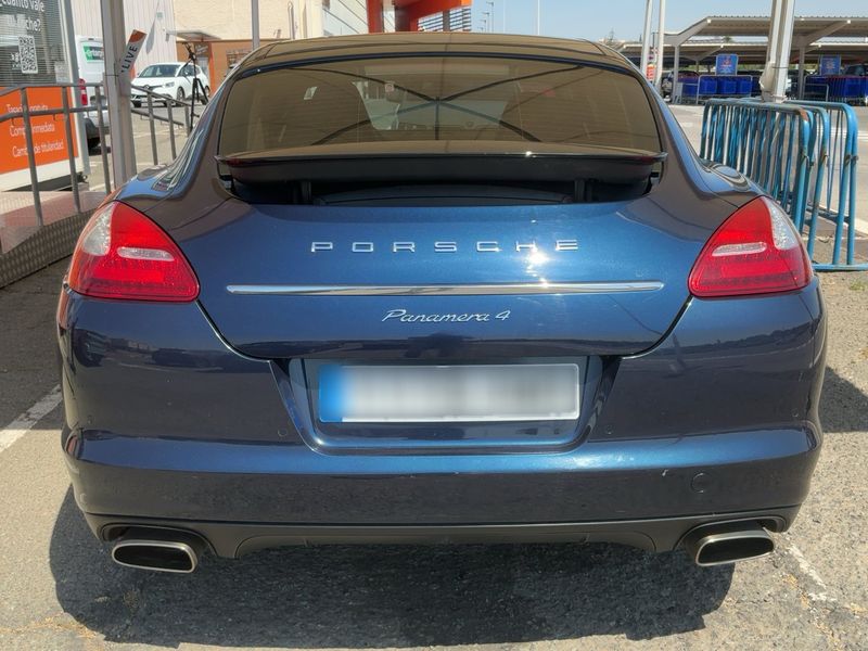 Porsche Panamera 4 — zdjęcie 5