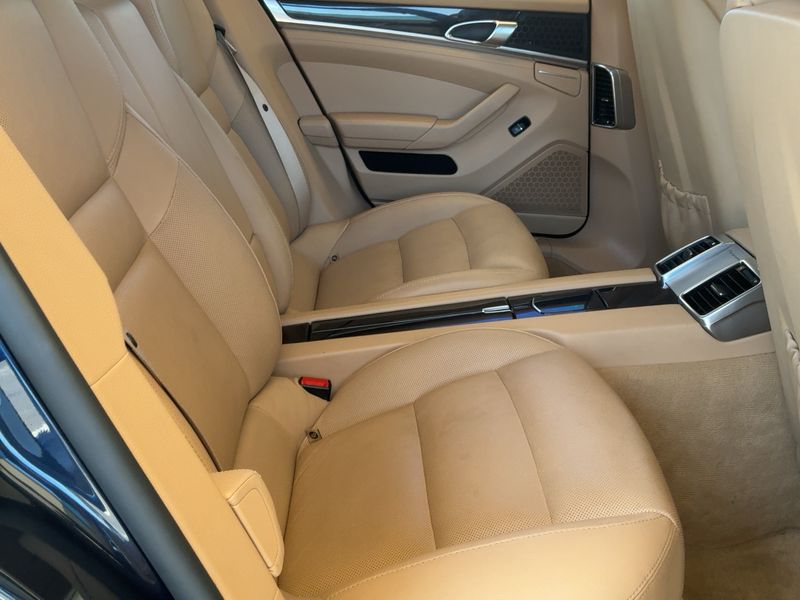 Porsche Panamera 4 — zdjęcie 14