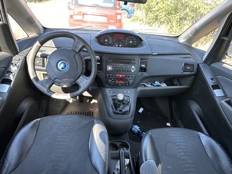 Fiat Idea 1.3 JTD Multijet Emotion — zdjęcie 11