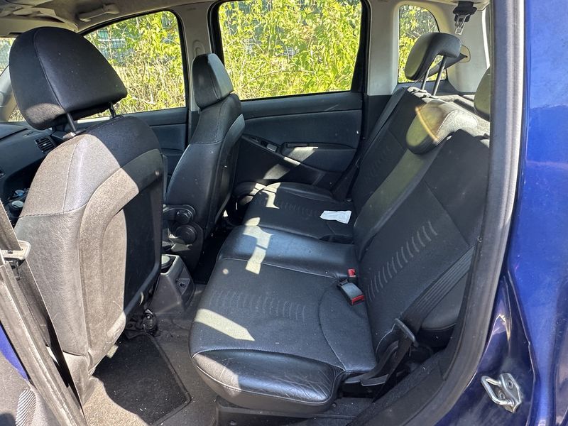Fiat Idea 1.3 JTD Multijet Emotion — zdjęcie 13