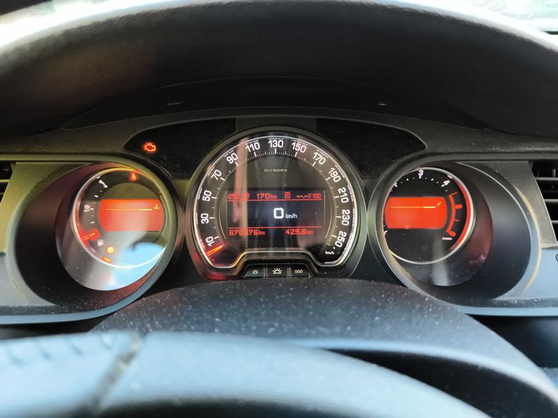 Citroen C5 2.0 HDi Millenium — zdjęcie 12