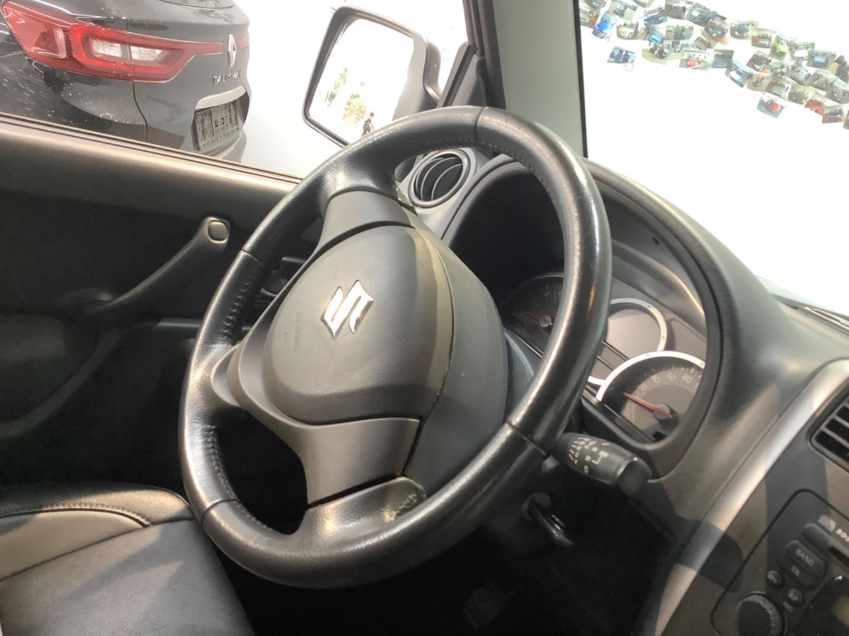 Suzuki Jimny 2015 — photo 35