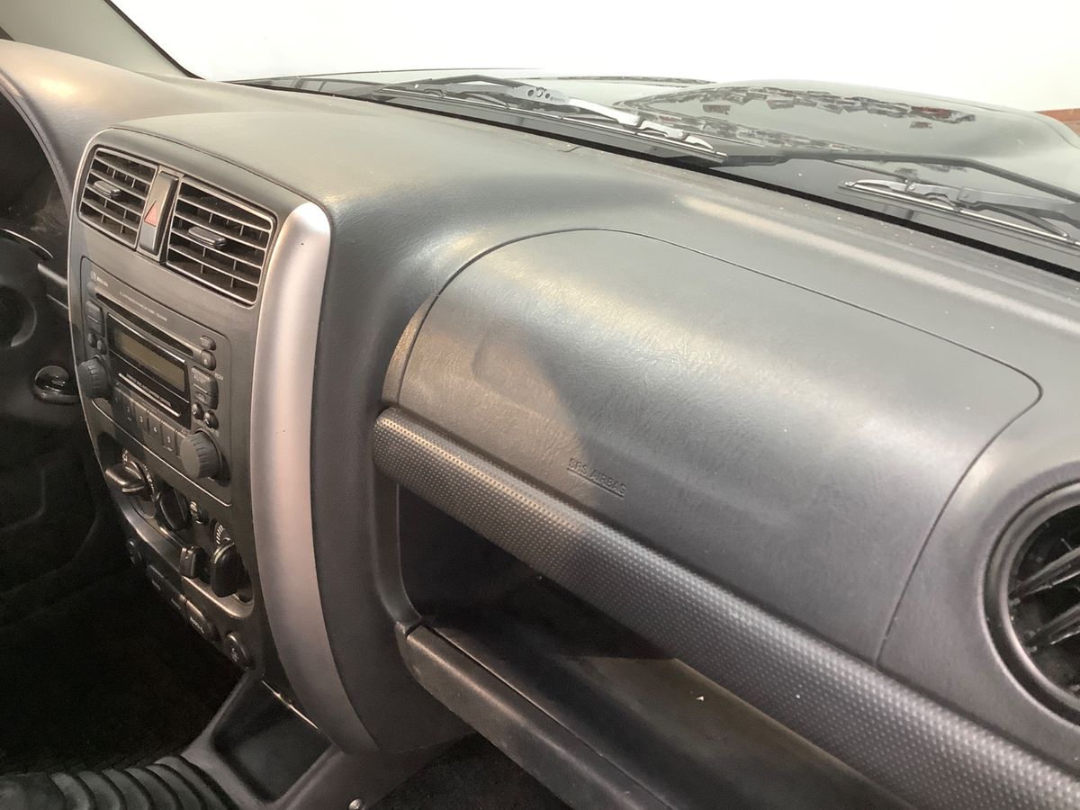 Suzuki Jimny 2015 — photo 36