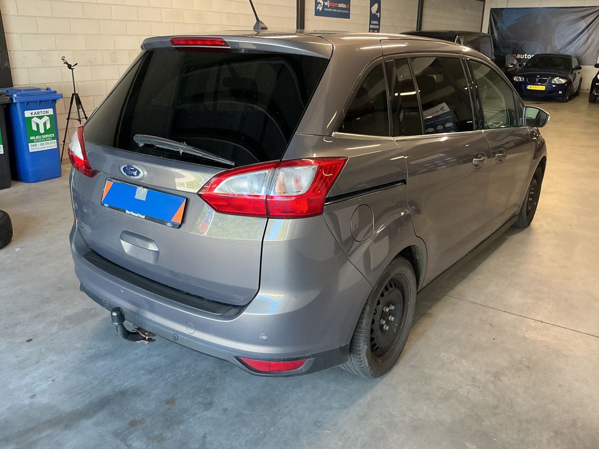 Ford Grand d'occasion