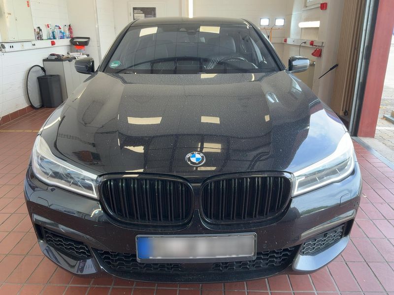 BMW 7er 750d xDrive — zdjęcie 9