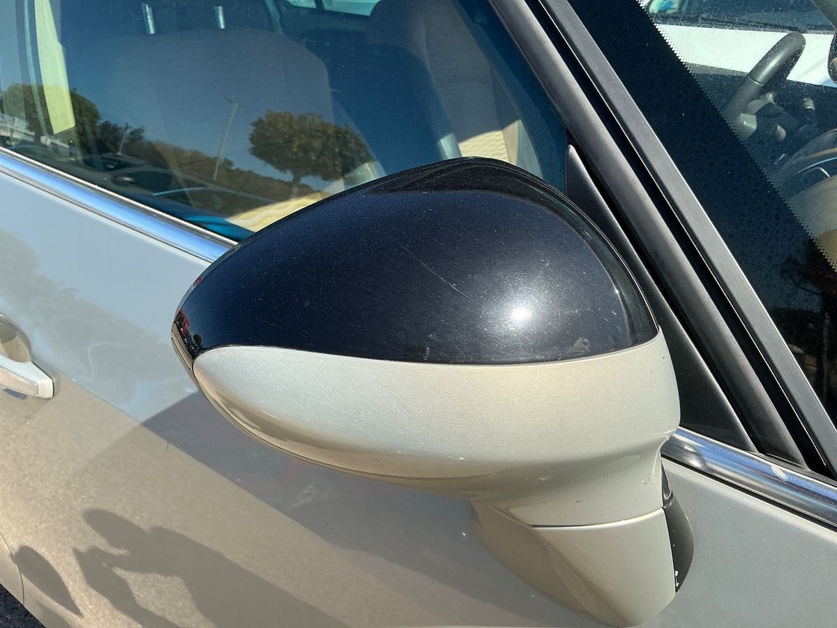 Opel Zafira 2013 — photo 28