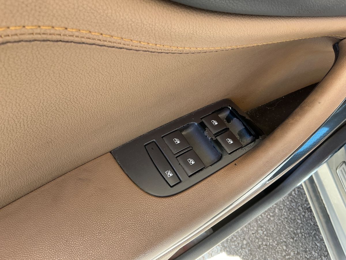 Opel Zafira 2013 — photo 30