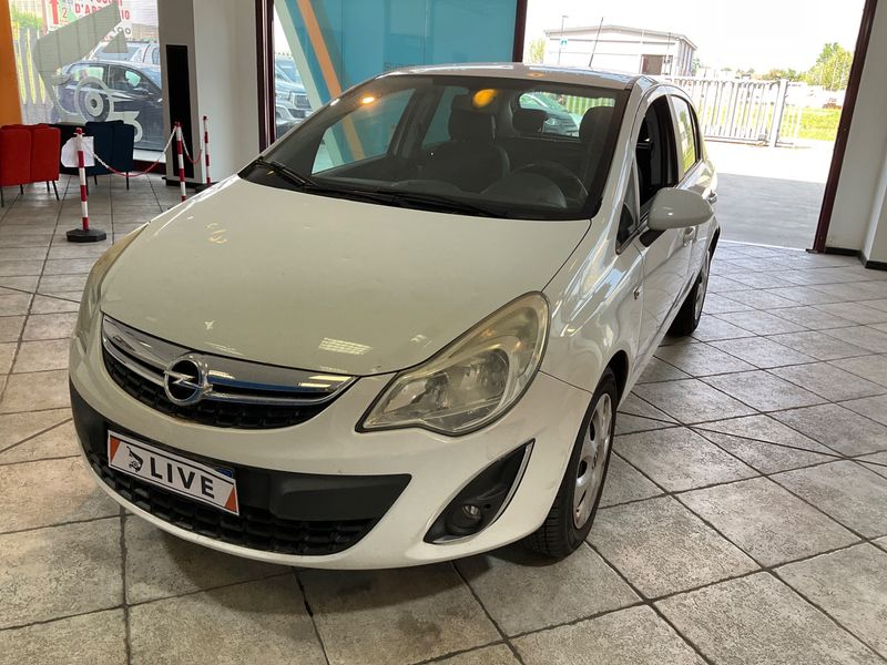 Opel Corsa 1.2 Elective — zdjęcie 1