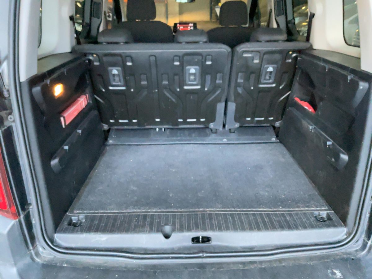 Citroen Berlingo 2021 — photo 17