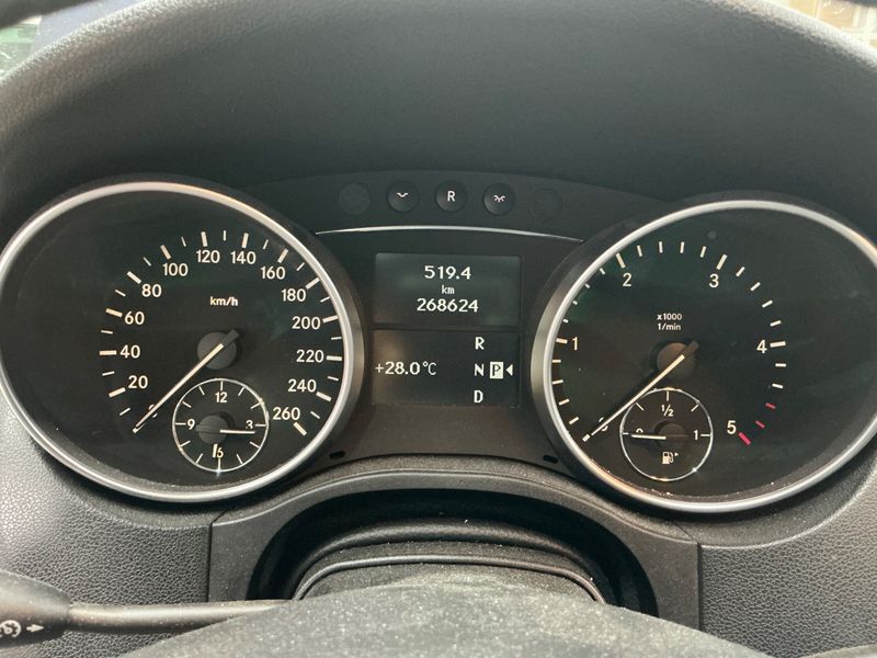 Mercedes-Benz M-Klasse ML 320 CDI — zdjęcie 4