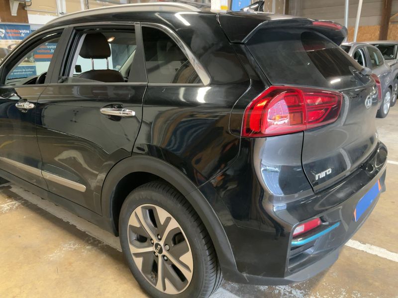 Kia Niro electric drive 150 kW Premium — zdjęcie 3