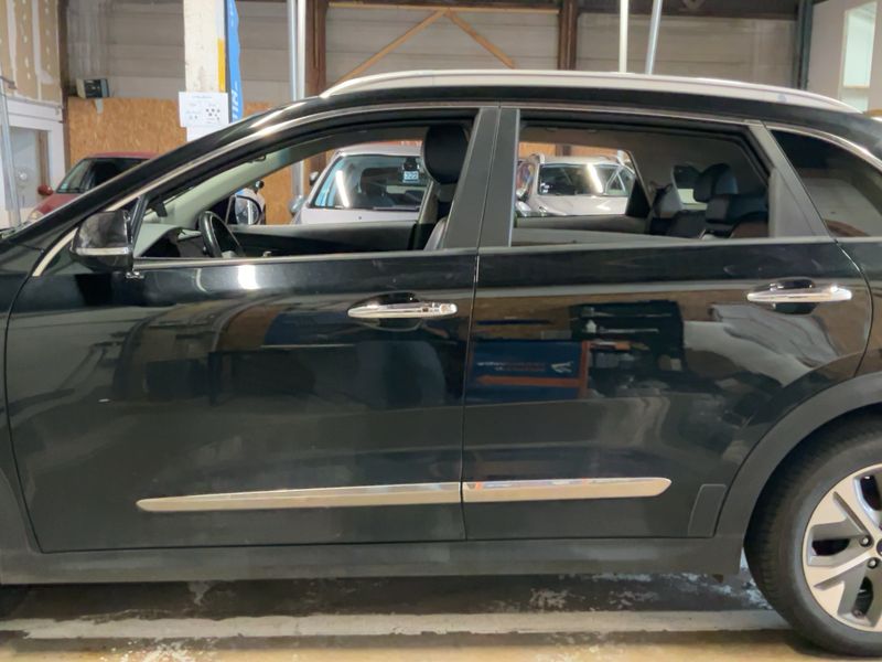 Kia Niro electric drive 150 kW Premium — zdjęcie 4