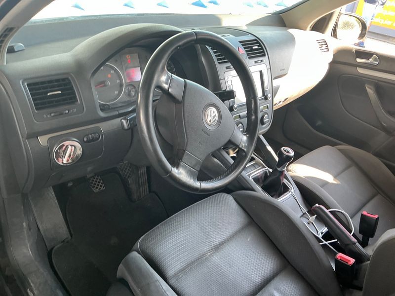 Volkswagen Golf V 2.0 TDI Sportline 2004 – снимка 28