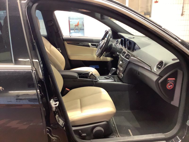 Mercedes-Benz C-Klasse C 300 CDI T 4Matic BlueEfficiency Avantgarde 2014 – снимка 16
