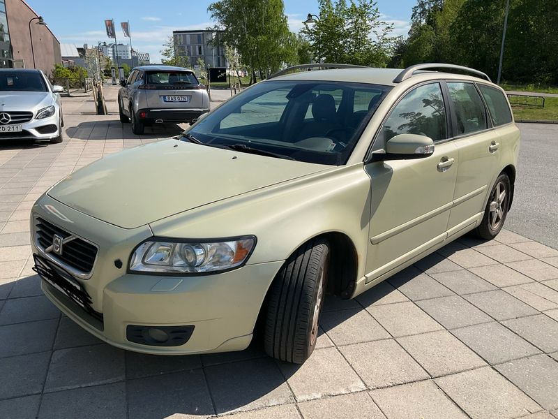 Volvo V50