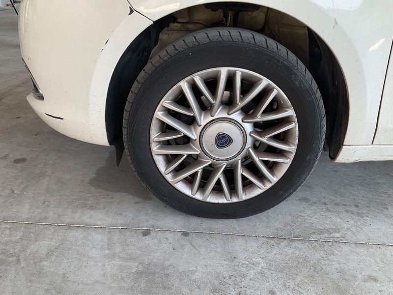 Lancia Ypsilon 1.3 JTD Gold 2014 – снимка 3