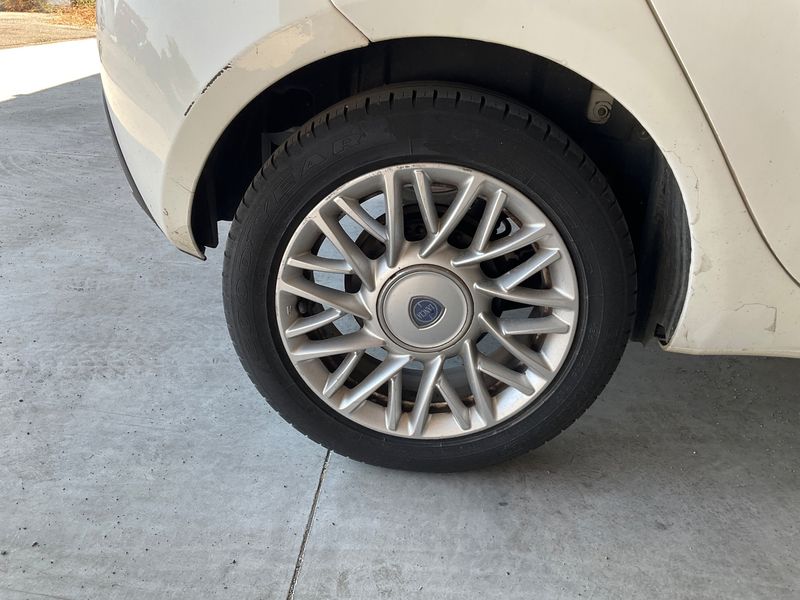 Lancia Ypsilon 1.3 JTD Gold 2014 – снимка 9