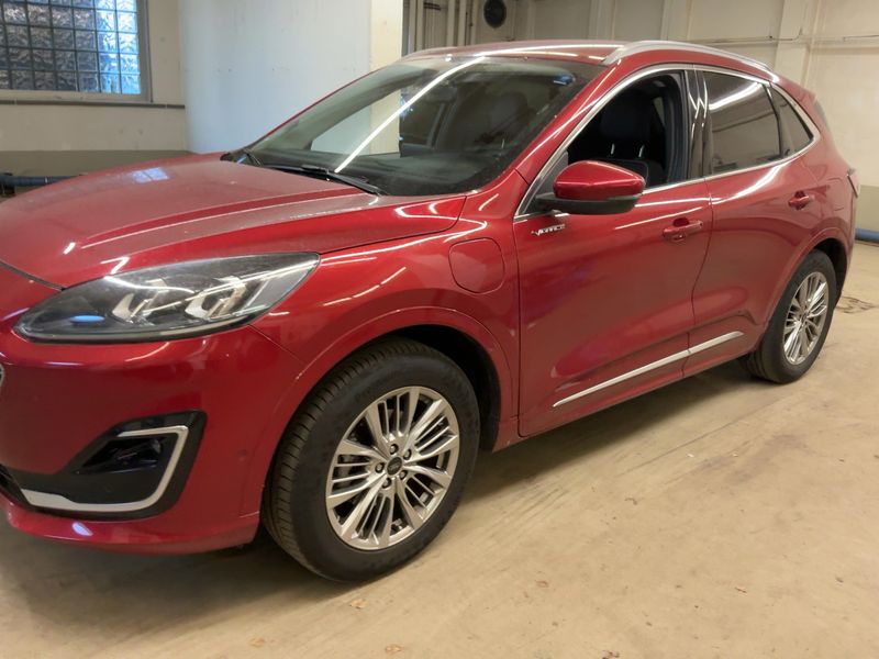 Ford Kuga 2.5 Plug-in Hybrid Vignale 2022 – снимка 2