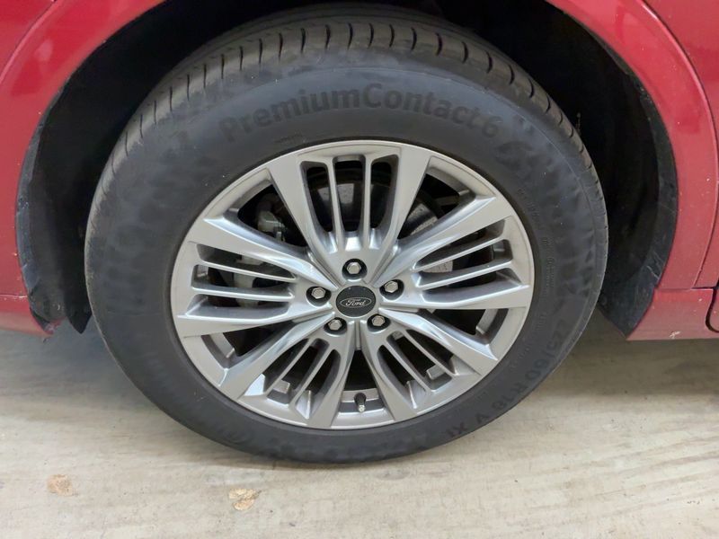 Ford Kuga 2.5 Plug-in Hybrid Vignale 2022 – снимка 3