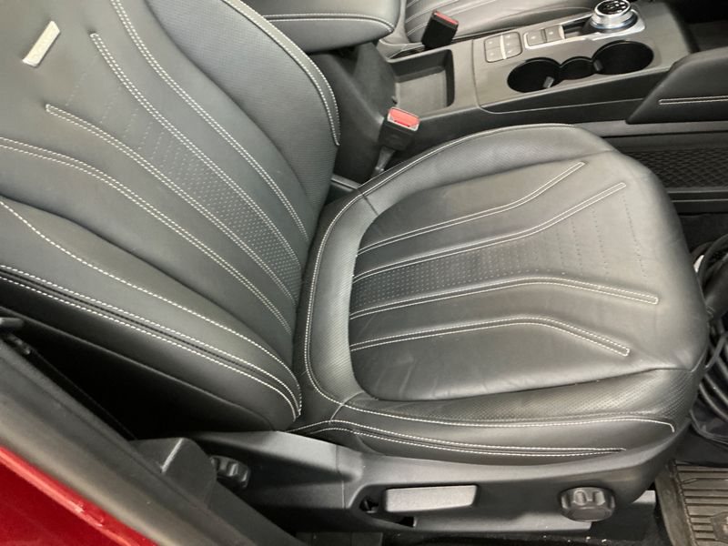 Ford Kuga 2.5 Plug-in Hybrid Vignale 2022 – снимка 28