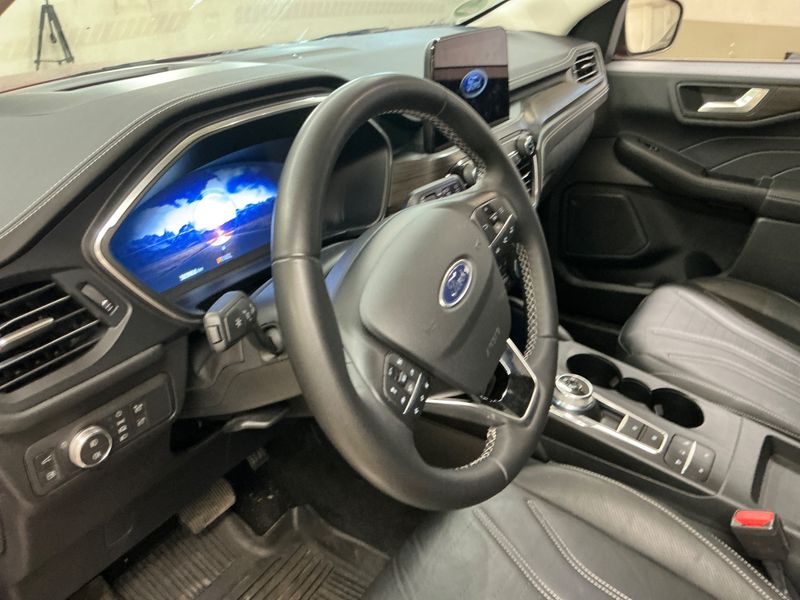 Ford Kuga 2.5 Plug-in Hybrid Vignale 2022 – снимка 27