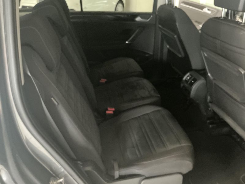 Volkswagen Touran 2.0 TDI Comfortline BlueMotion Tech 2019 – снимка 19